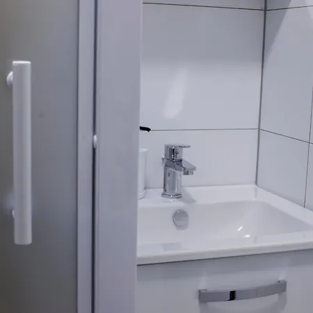 Q 10 Apartments, Sloneczny *